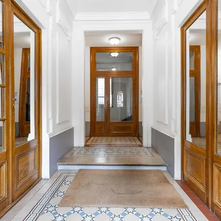Apartment Elegante Haussmannienne Au Coeur Du 6eme *